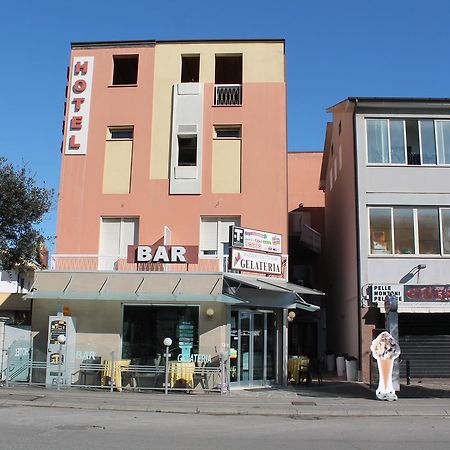 Hotel Mazzocchetti ชิตตา ซานตันเจโล ภายนอก รูปภาพ